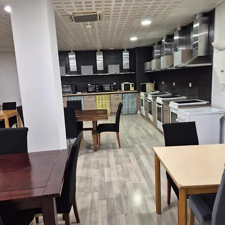 Otel Elegante Gare Proche Luxembourg *